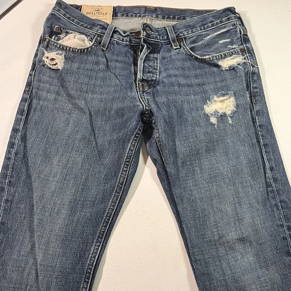 Hollister Slim Straight Jeans Men's 31x32 Blue Medium Wash Button Fly Distressed